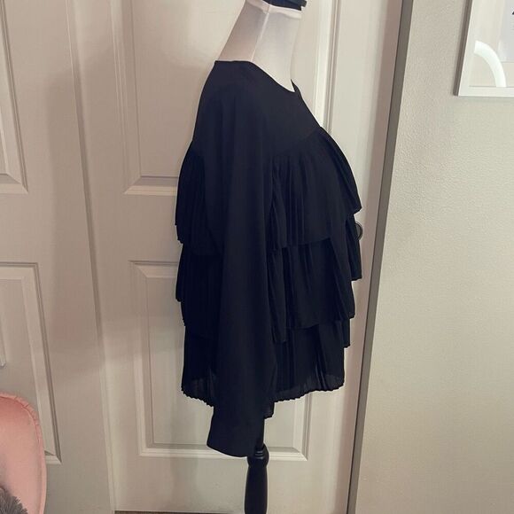 J. Jill Black Ruffle Tiered Blouse size Small - Picture 2 of 9
